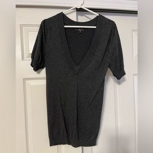 Express T-shirt Sweater